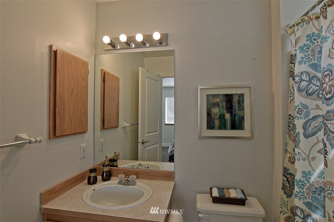 1432 231st Street Southeast Bothell, WA 98021 - Photo 12 of 21