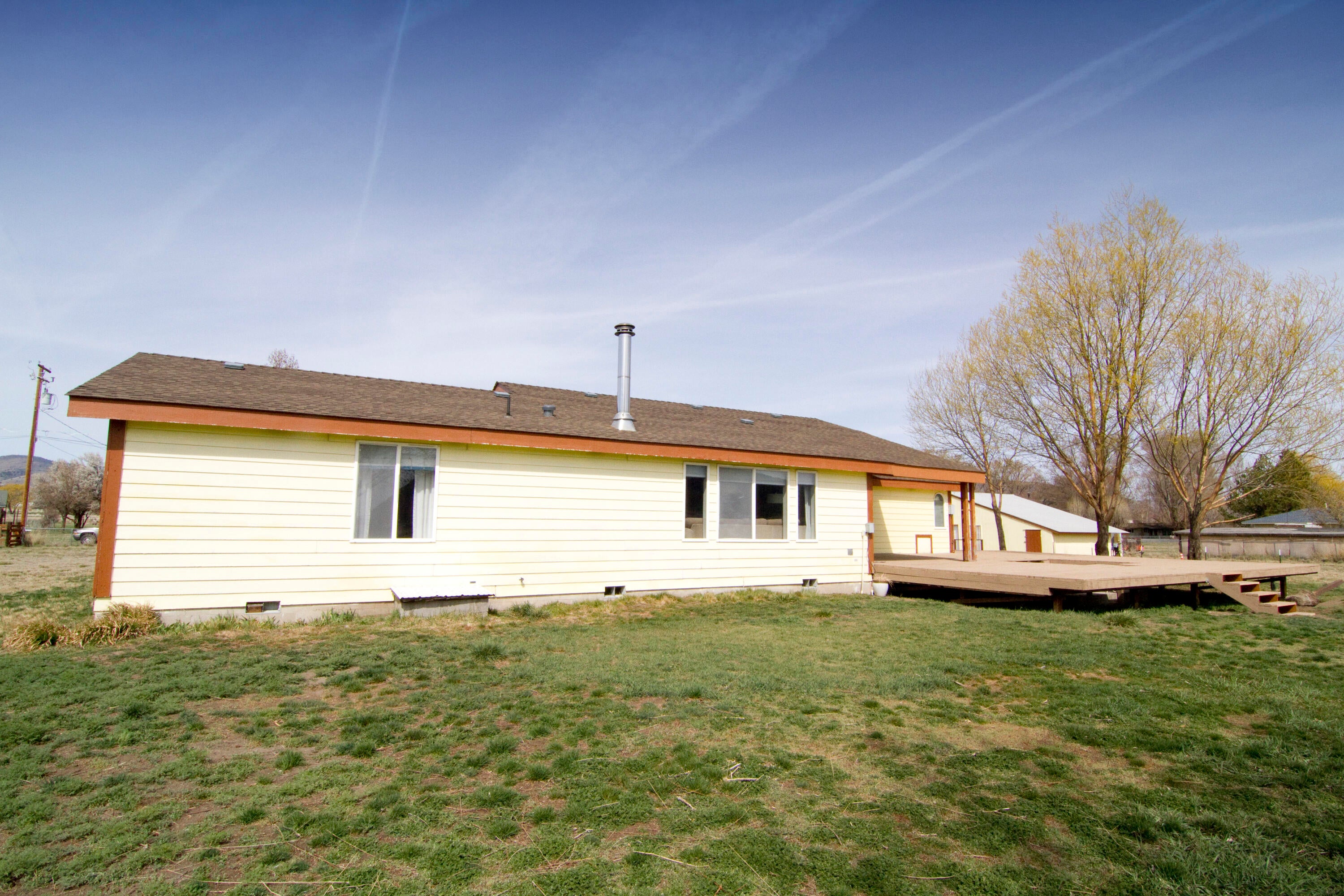 7410 Reeder Road Klamath Falls, OR 97603 - Photo 21 of 27 Reeder 23