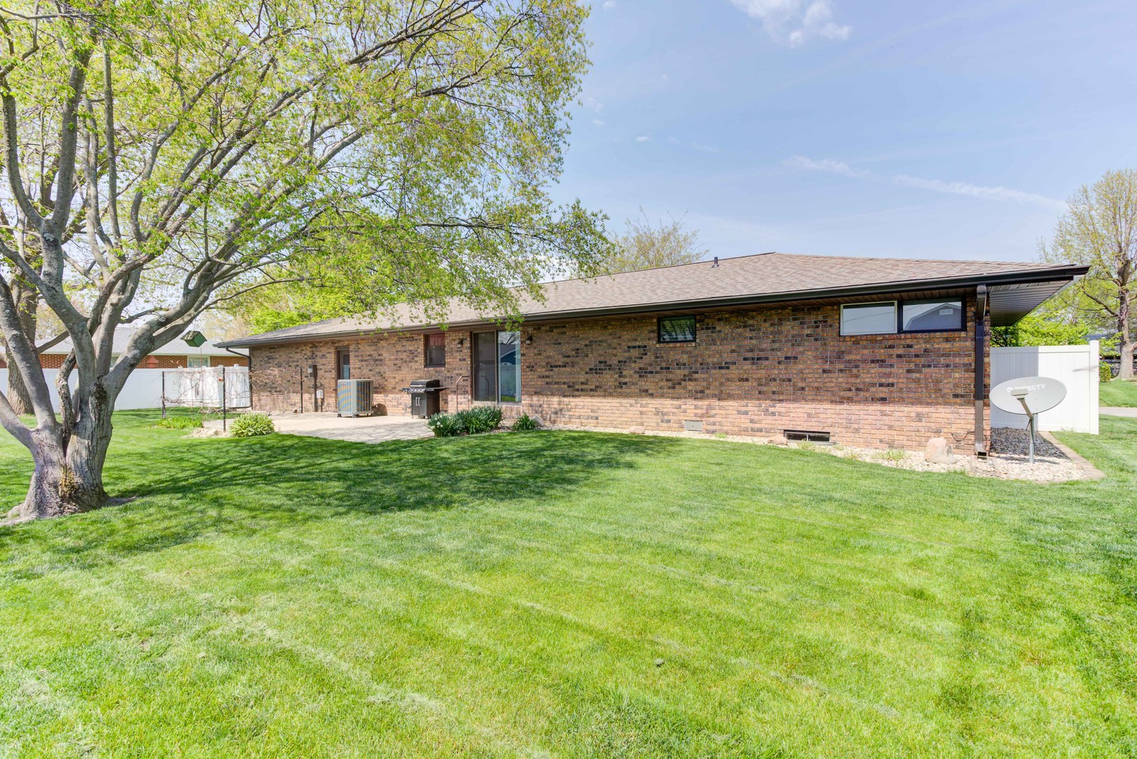217 Eldorado Drive Tuscola, IL 61953 - Photo 5 of 26 a view of a house with a yard porch and sitting area