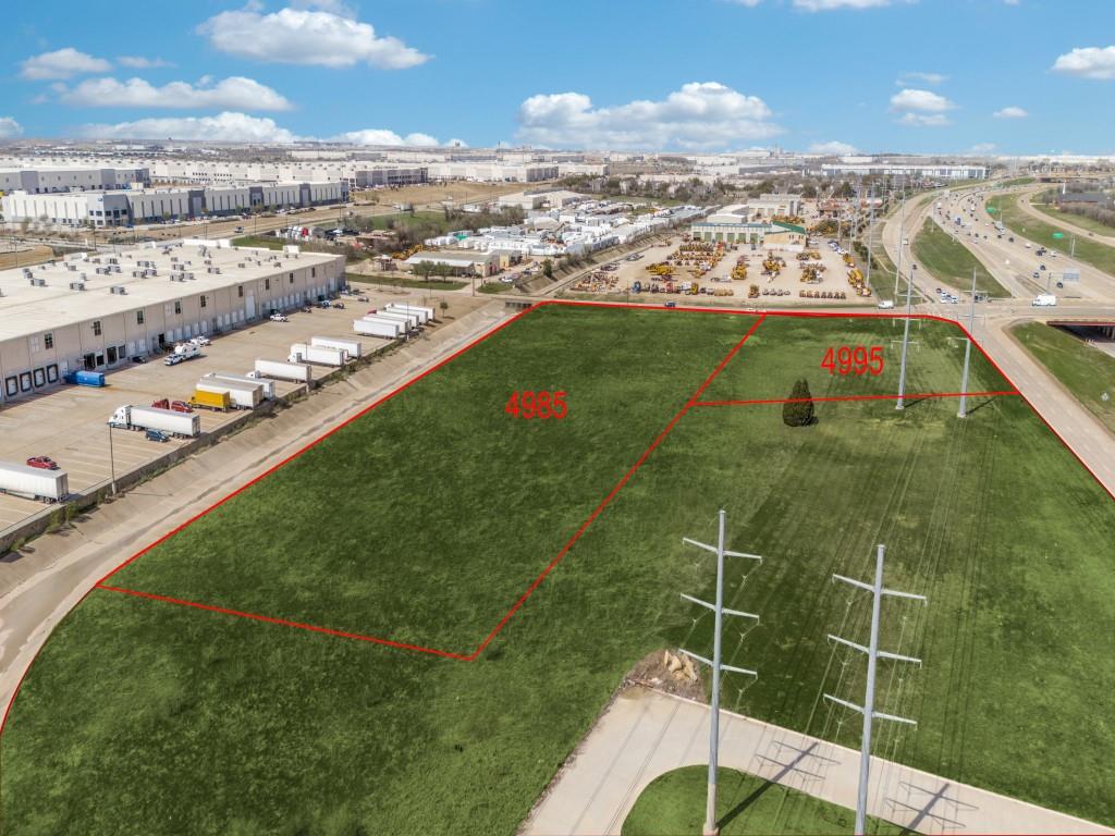 4985 West Rochelle Road Irving, TX 75062 - Photo 3 of 6 a view of a city