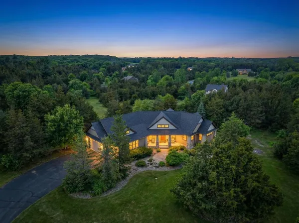 $850,000 | W12225 885th Avenue, River Falls, WI 54022