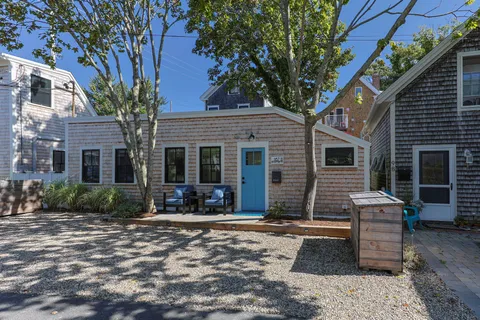 $1,200,000 | 167 Bradford Street, Unit B, Provincetown, MA 02657