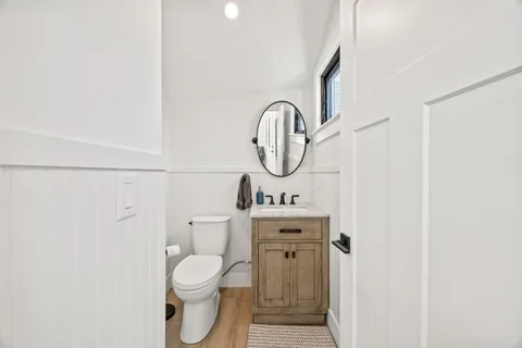 $1,200,000 | 167 Bradford Street, Unit B, Provincetown, MA 02657