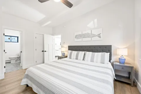 $1,200,000 | 167 Bradford Street, Unit B, Provincetown, MA 02657