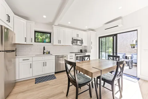 $1,200,000 | 167 Bradford Street, Unit B, Provincetown, MA 02657