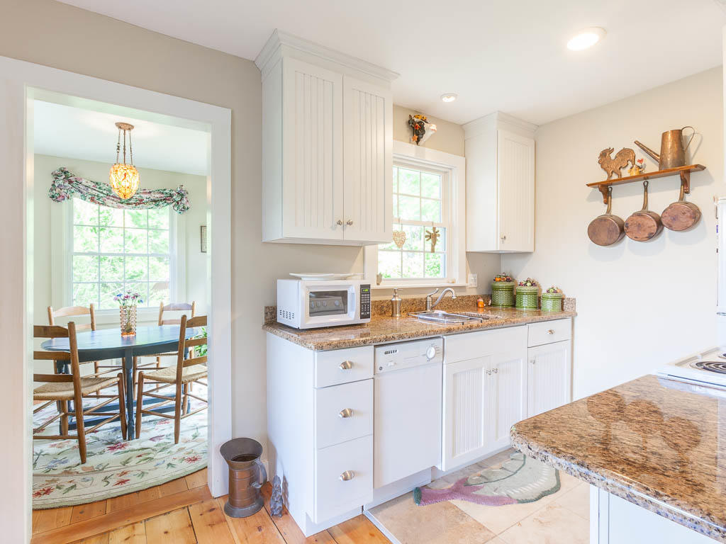 246 Sea Road Kennebunk, ME 04043 - Photo 6 of 22 packmaynard_246seardkennebunk_rs_mls-15