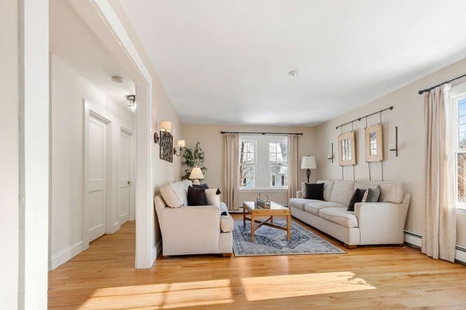 176 Bay State Road Melrose, MA 02176 - Photo 14 of 42