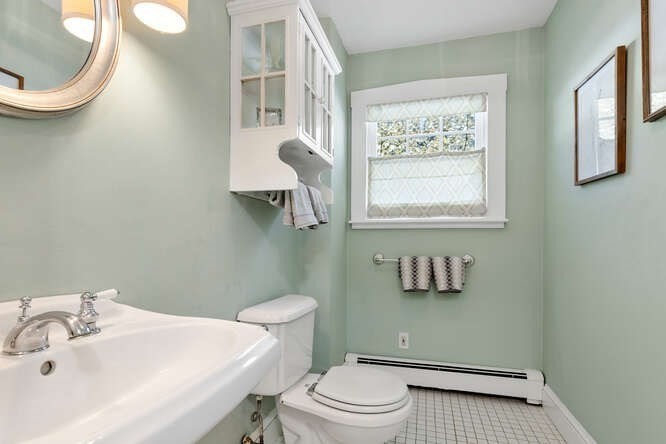 176 Bay State Road Melrose, MA 02176 - Photo 17 of 42