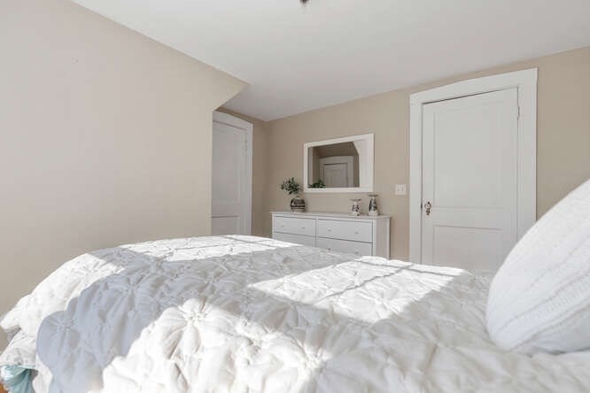 176 Bay State Road Melrose, MA 02176 - Photo 20 of 42