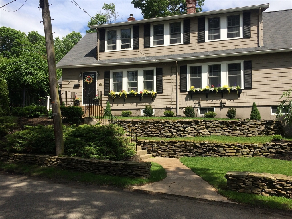 176 Bay State Road Melrose, MA 02176 - Photo 35 of 42