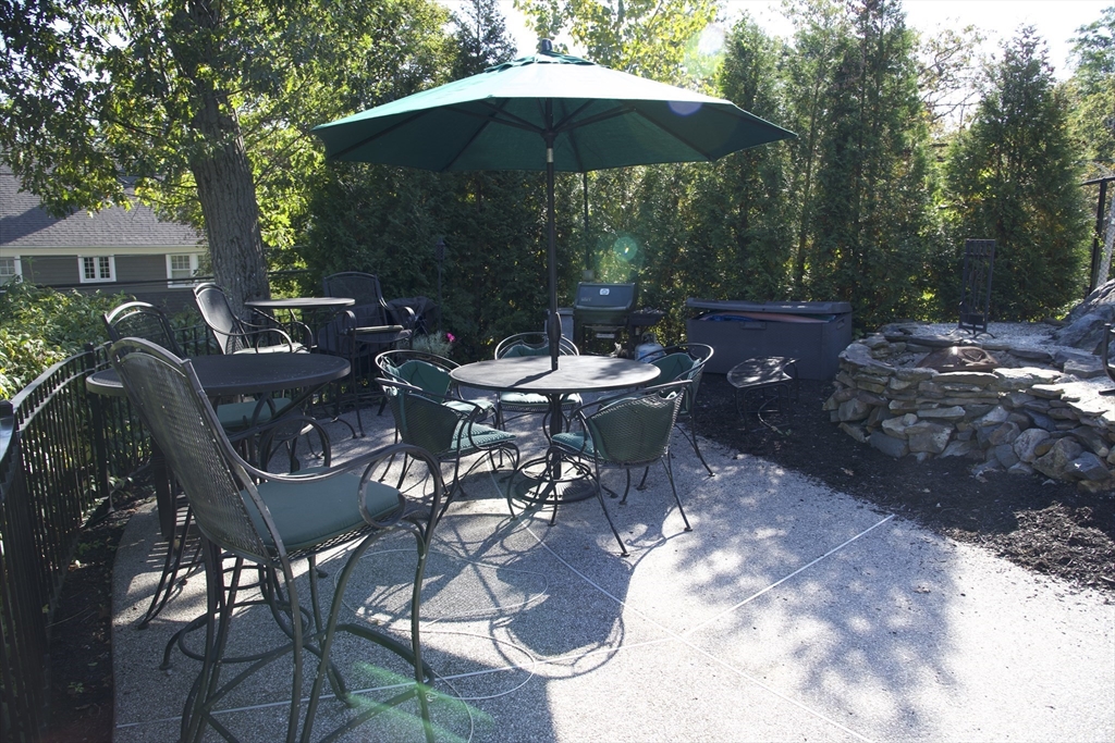 176 Bay State Road Melrose, MA 02176 - Photo 37 of 42