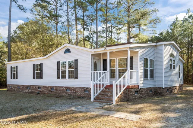 $249,900 | 177 Baysden Road, Chinquapin, NC 28521