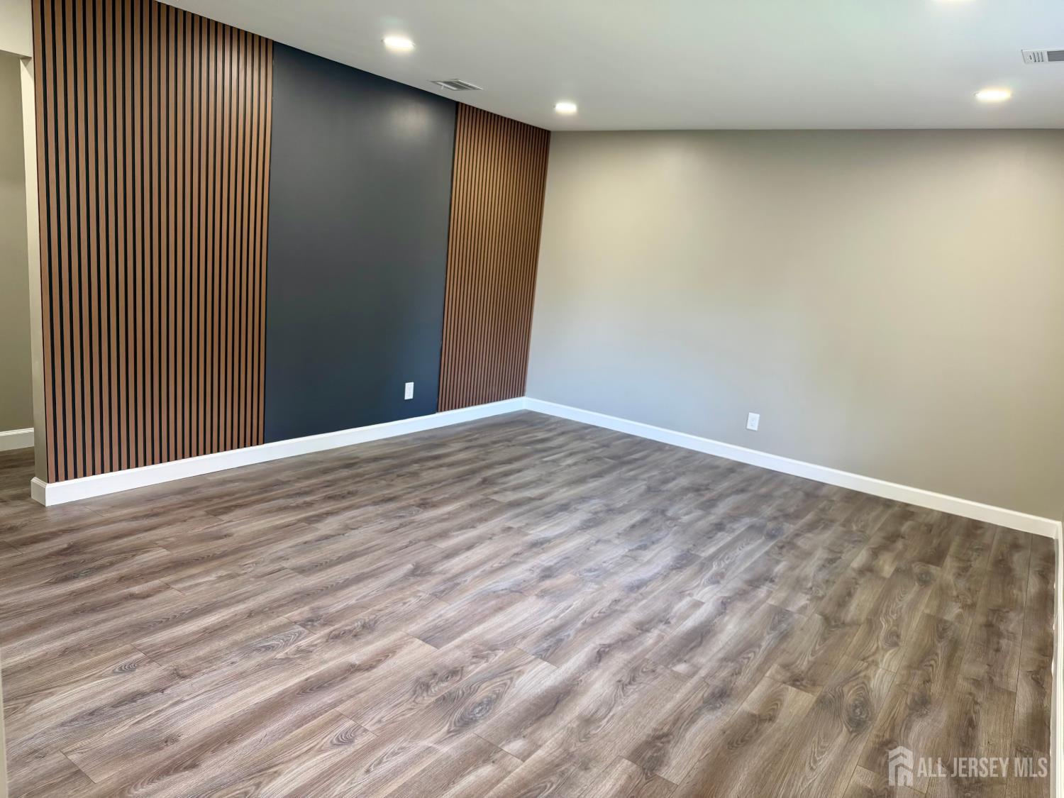 12 Stony Road Edison, NJ 08817 - Photo 15 of 20