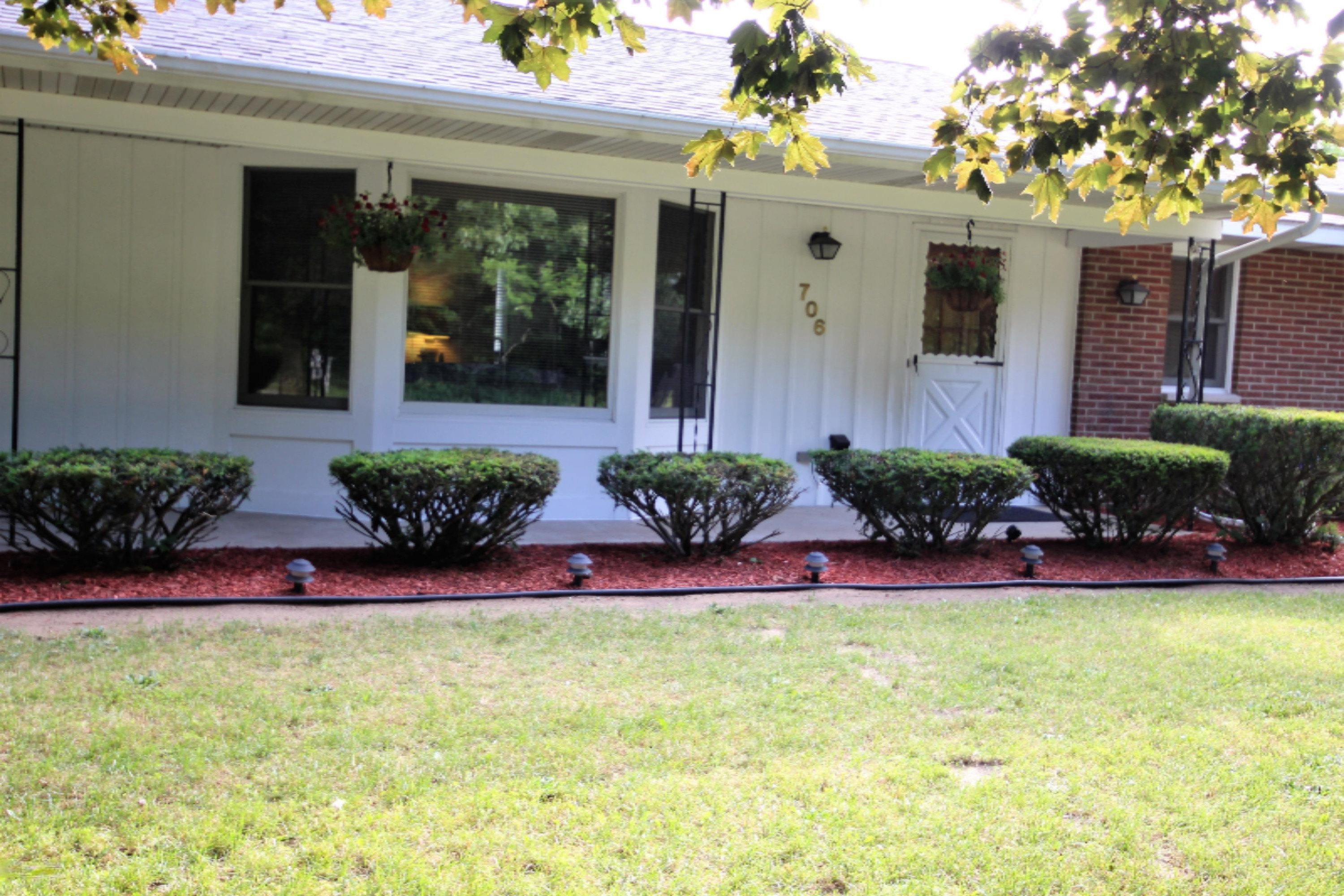 706 South George Street Decatur, MI 49045 - Photo 2 of 42 IMG_4372