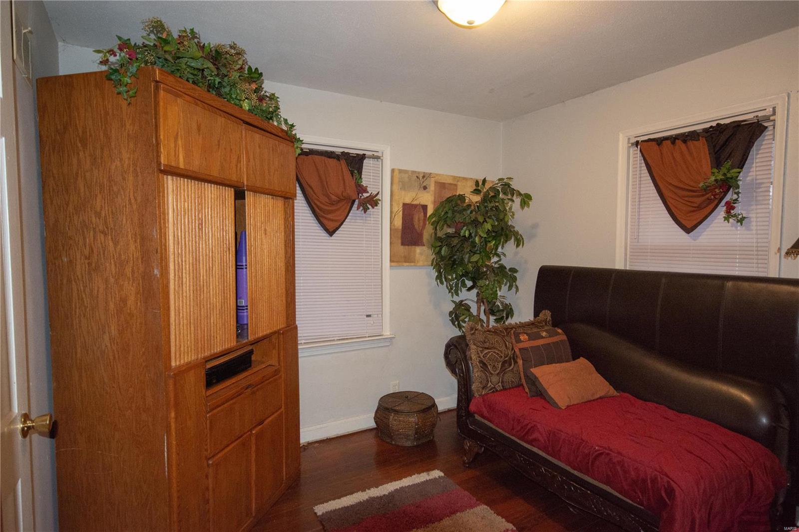 1231 Chambers Road St. Louis, MO 63137 - Photo 11 of 14