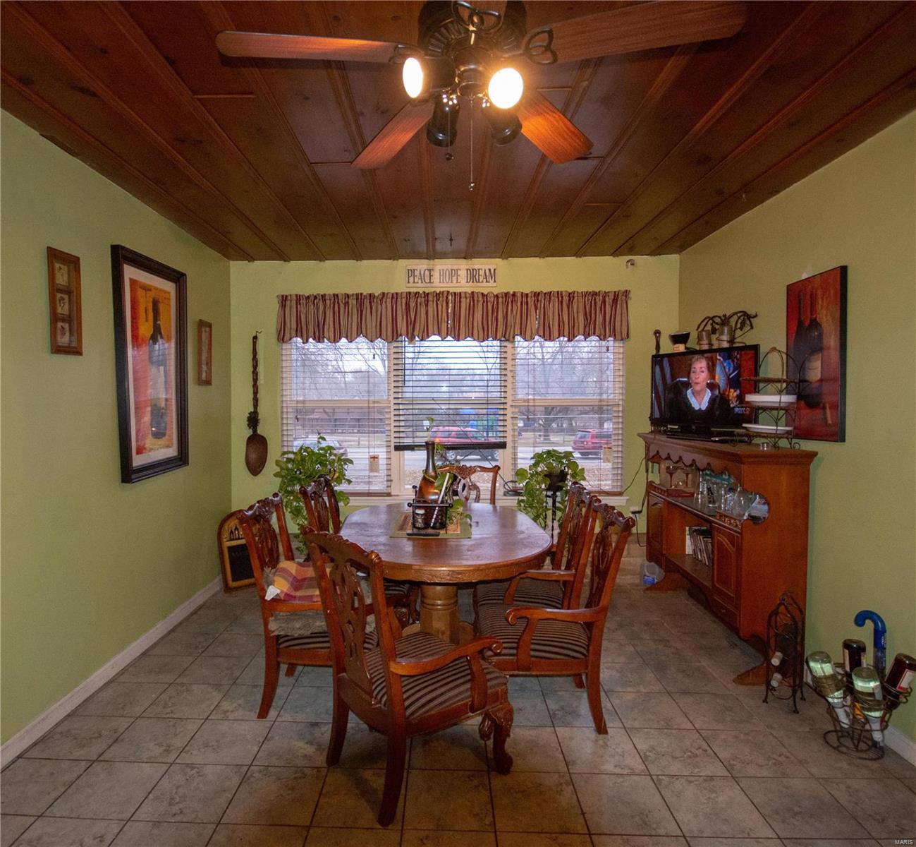 1231 Chambers Road St. Louis, MO 63137 - Photo 6 of 14