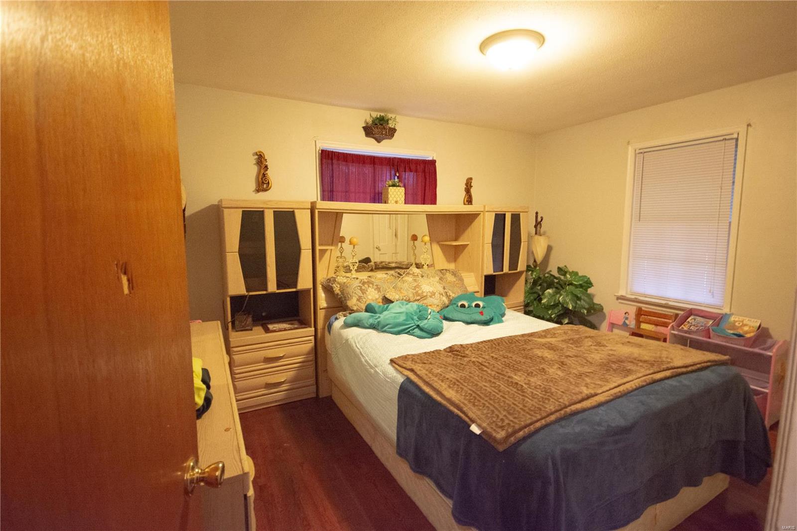 1231 Chambers Road St. Louis, MO 63137 - Photo 9 of 14