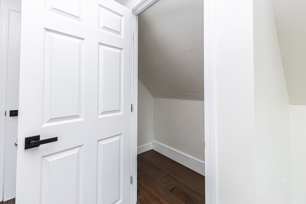 40 Devon Street, Unit 3 Boston, MA 02121 - Photo 17 of 23