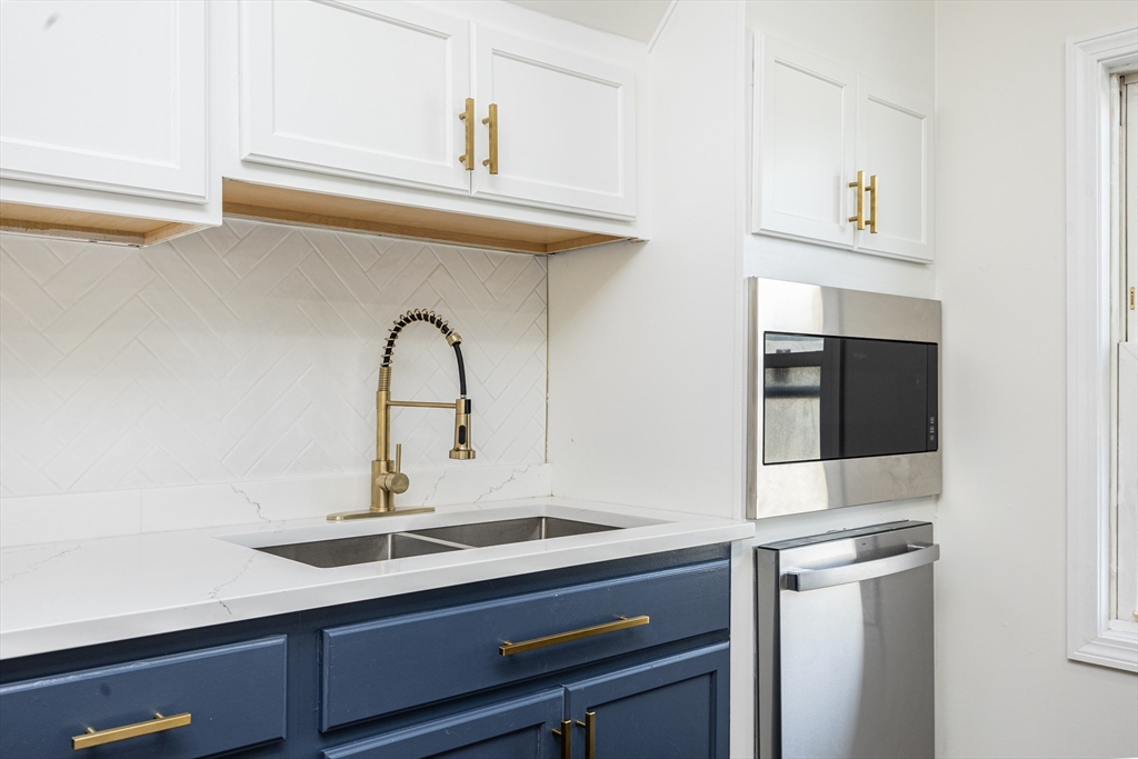 40 Devon Street, Unit 3 Boston, MA 02121 - Photo 8 of 23