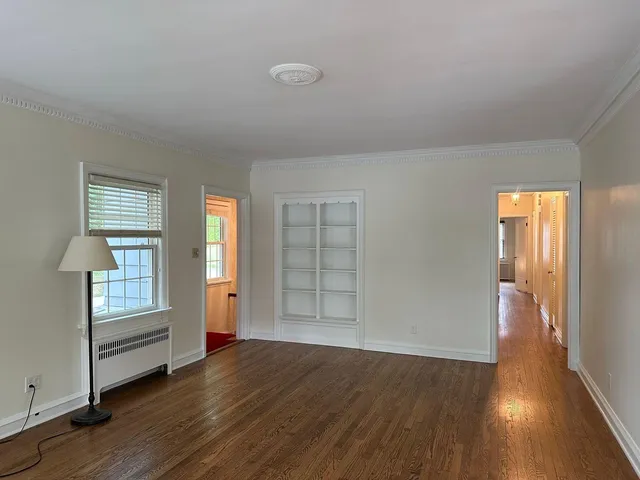 $3,200 | 2227 East Woodstock Place, Milwaukee, WI 53202