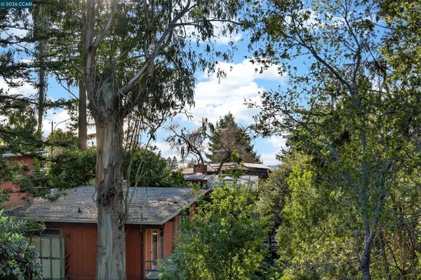 $1,298,000 | 230 Fairlawn Drive, Berkeley, CA 94708