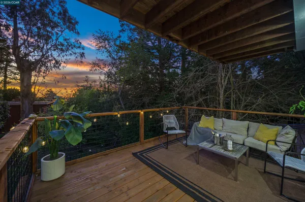 $1,298,000 | 230 Fairlawn Drive, Berkeley, CA 94708