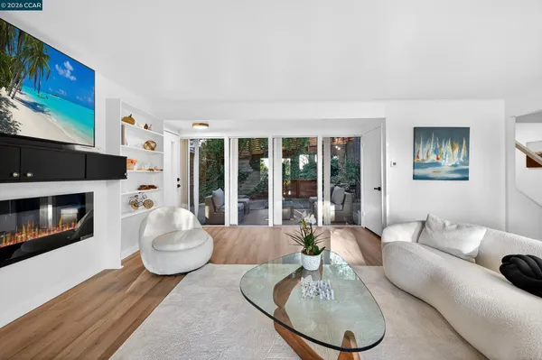 $1,298,000 | 230 Fairlawn Drive, Berkeley, CA 94708