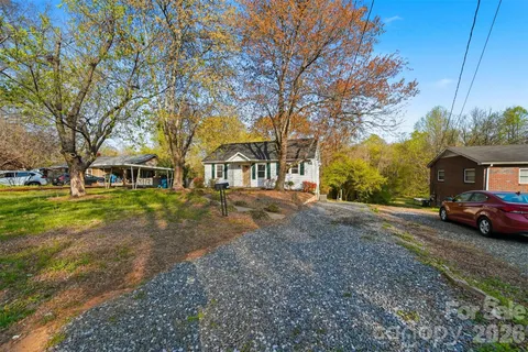 $199,900 | 2036 4th Street Northeast, Hickory, NC 28601
