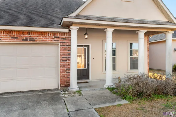 $2,600 | 8522 Abertay Avenue, Baton Rouge, LA 70820