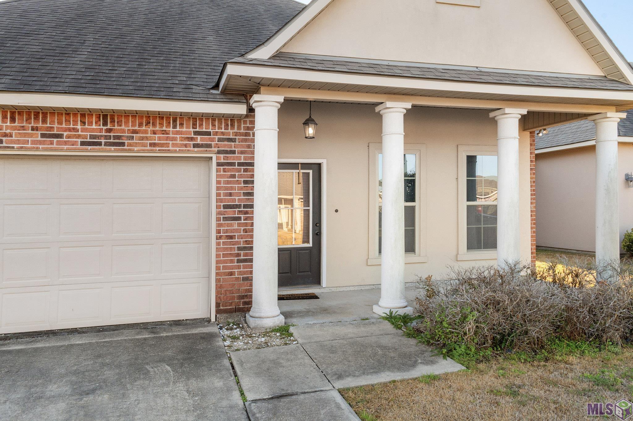 8522 Abertay Avenue Baton Rouge, LA 70820 - Photo 3 of 13