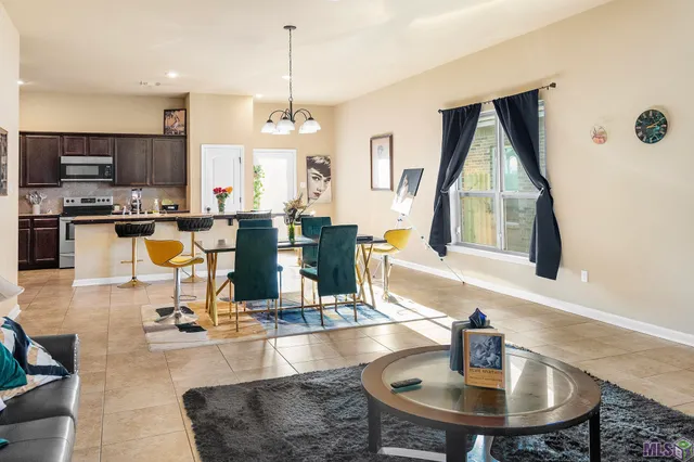 $2,600 | 8522 Abertay Avenue, Baton Rouge, LA 70820