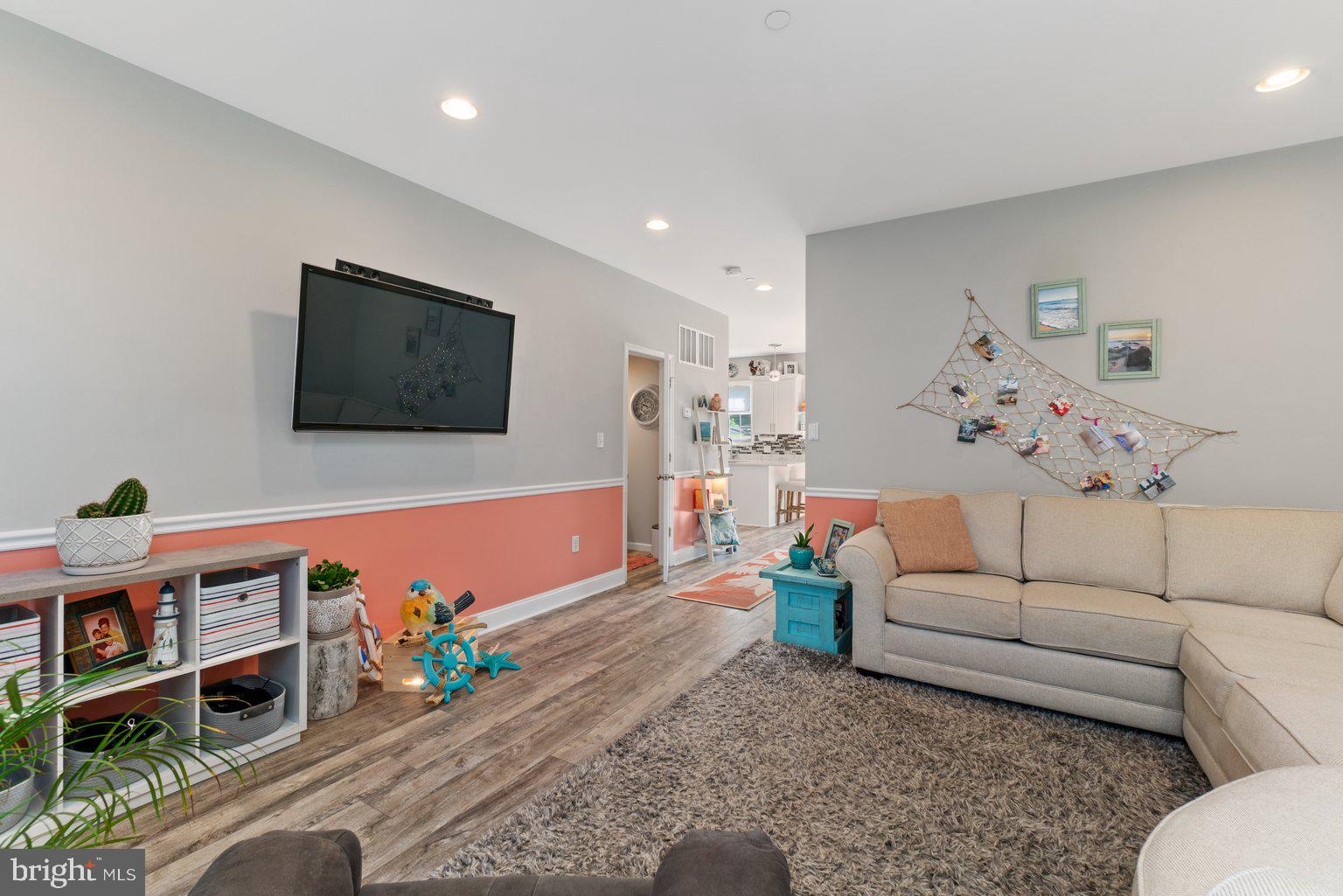 7620 North Point Road Edgemere, MD 21219 - Photo 4 of 32