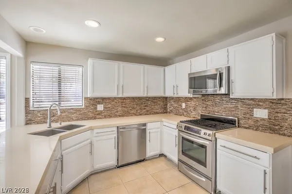 $3,475 | 2705 Eagle Springs Court, Las Vegas, NV 89117