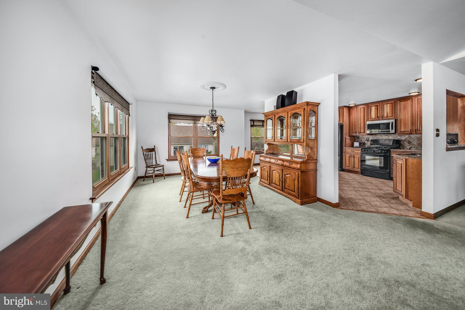 4966 Cabin Run Road Pipersville, PA 18947 - Photo 9 of 30 An Entertainers Dream
