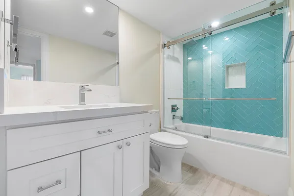 $2,900 | 123 Yacht Club Way, Unit 101, Hypoluxo, FL 33462