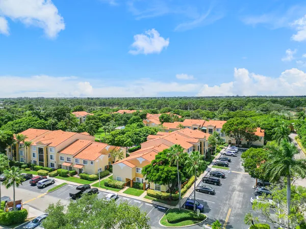 $2,900 | 123 Yacht Club Way, Unit 101, Hypoluxo, FL 33462