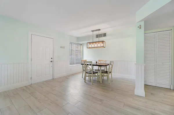 $2,900 | 123 Yacht Club Way, Unit 101, Hypoluxo, FL 33462