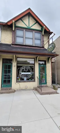 $1,495 | 2114 Darby Road, Havertown, PA 19083