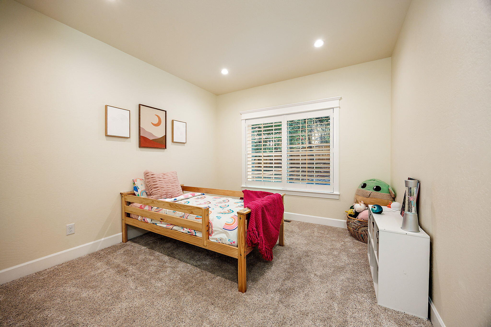 530 South Loop Road Jacksonville, OR 97530 - Photo 41 of 58 ApxSLR (46)