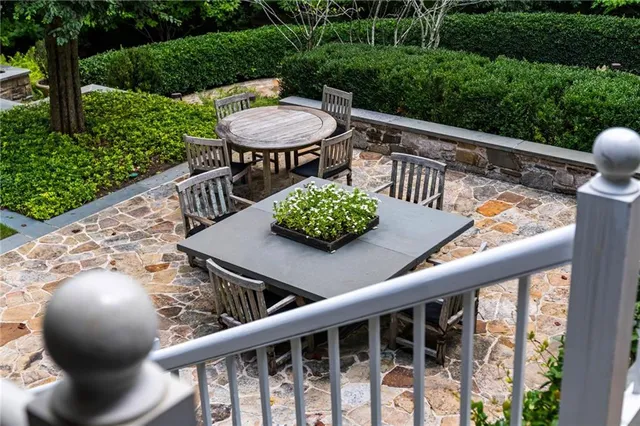 $5,950,000 | 1727 West Paces Ferry Road Northwest, Atlanta, GA 30327