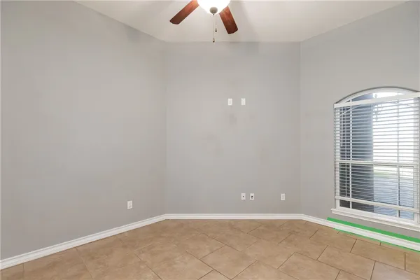 $2,800 | 8314 Excalibur Road, Corpus Christi, TX 78414