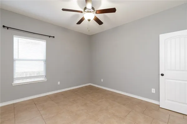 $2,800 | 8314 Excalibur Road, Corpus Christi, TX 78414