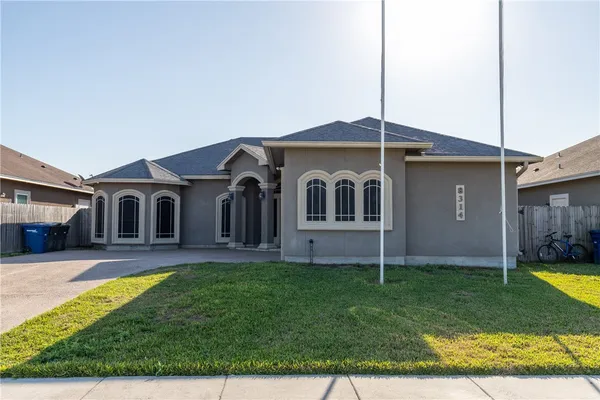 $2,800 | 8314 Excalibur Road, Corpus Christi, TX 78414