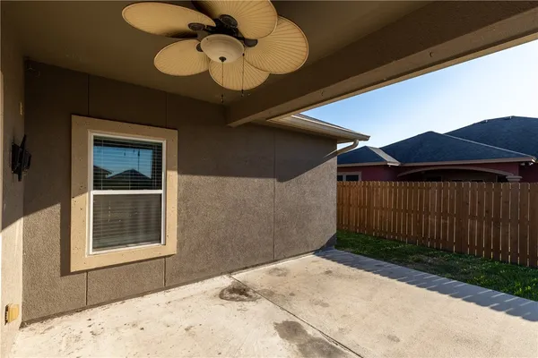 $2,800 | 8314 Excalibur Road, Corpus Christi, TX 78414