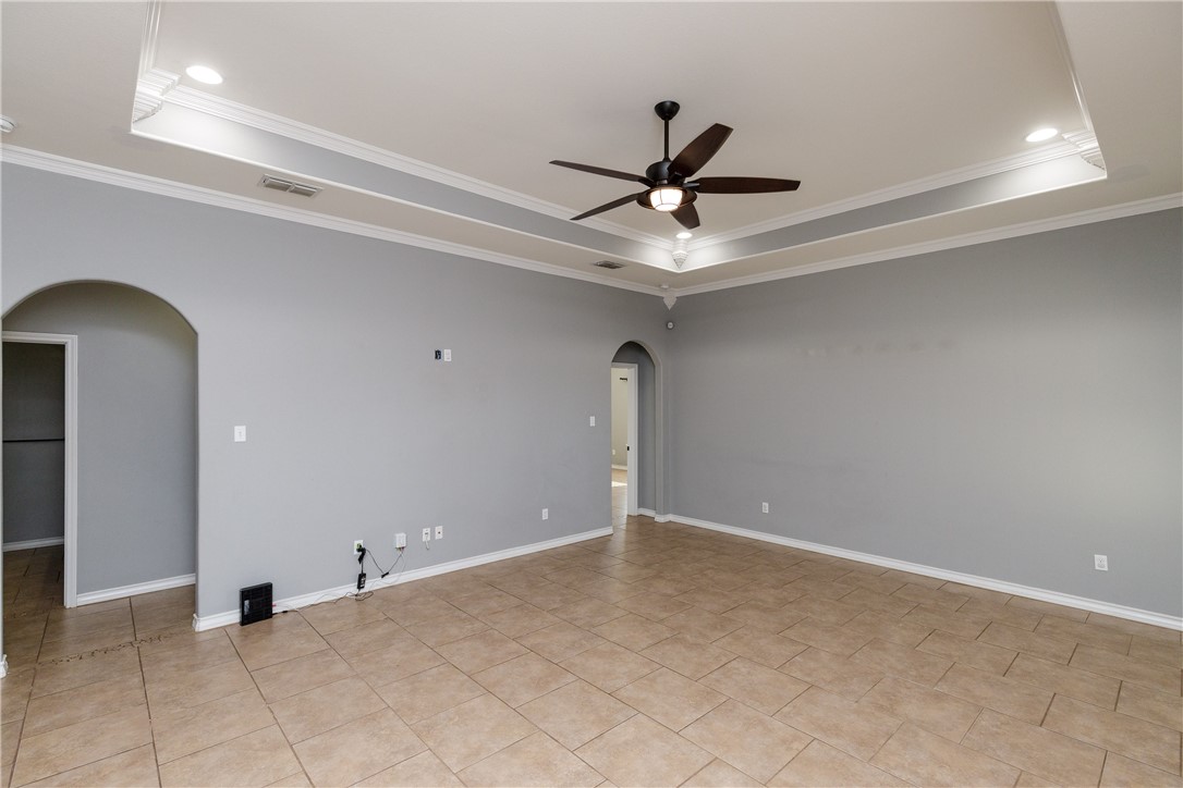 8314 Excalibur Road Corpus Christi, TX 78414 - Photo 4 of 26 a view of an empty room