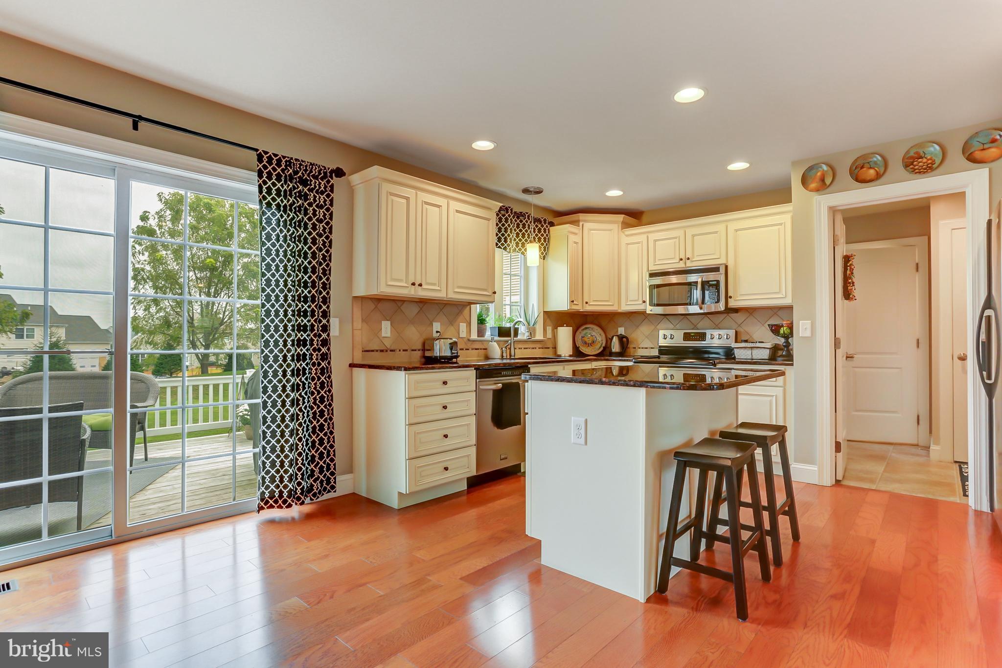 620 Belgian Way Lititz, PA 17543 - Photo 7 of 29 Kitchen