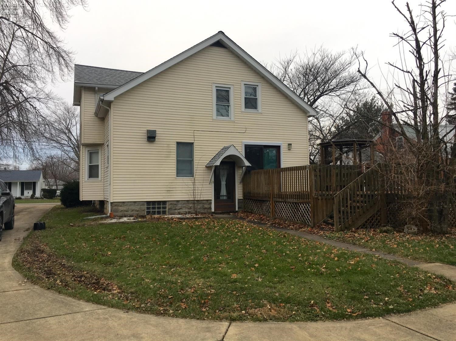 348 Berlin Road Huron, OH 44839 - Photo 3 of 25 Gallery Image 3
