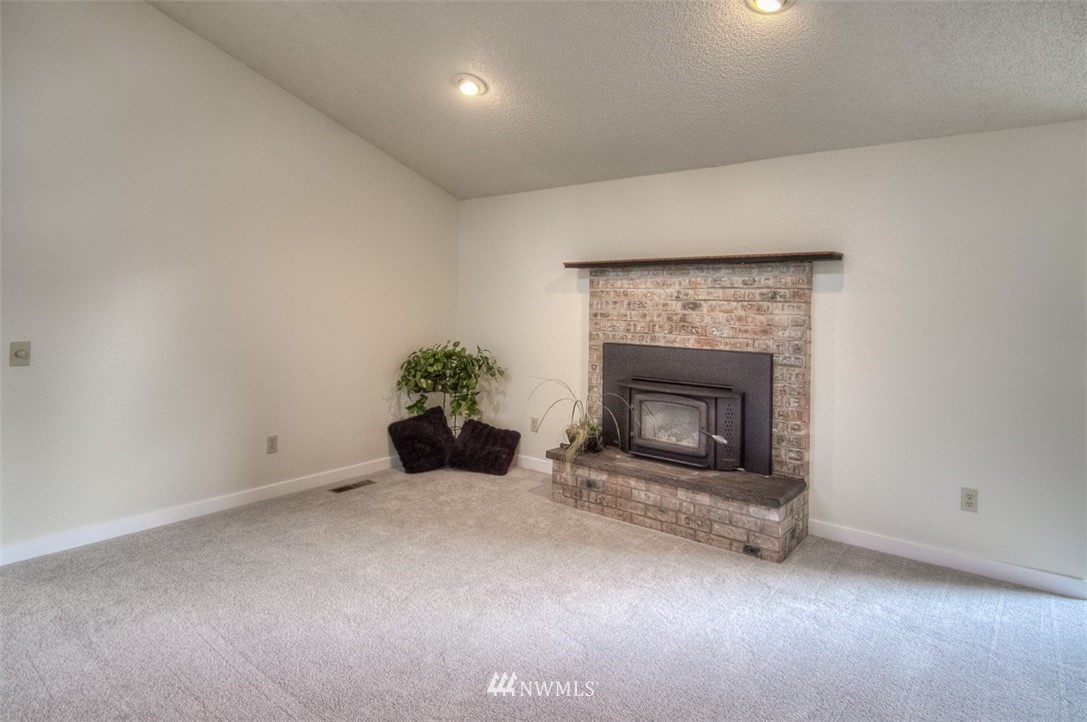 3752 Magrath Road Bellingham, WA 98226 - Photo 9 of 22