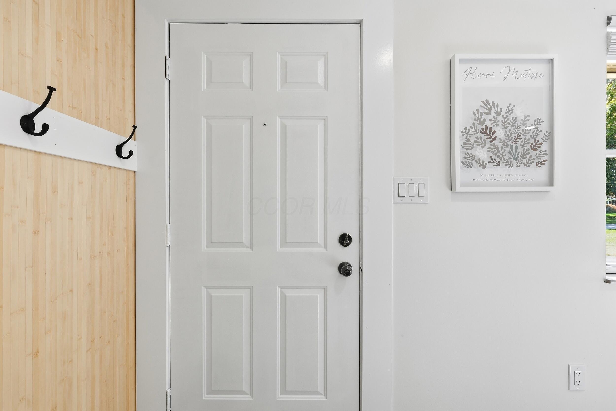 6747 Merwin Road East Columbus, OH 43235 - Photo 8 of 38 6_0a7a3410