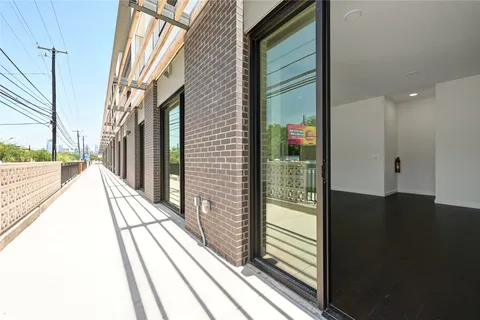 $849,000 | 2209 South 1st Street, Unit 107, Austin, TX 78704
